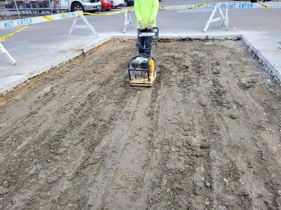 H-E-B San Marcos: 8-Inch, 4000 PSI Drive and Parking Replacement
