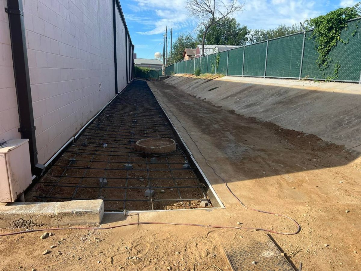 TxDOT Cotulla: Agency Concrete Pour
