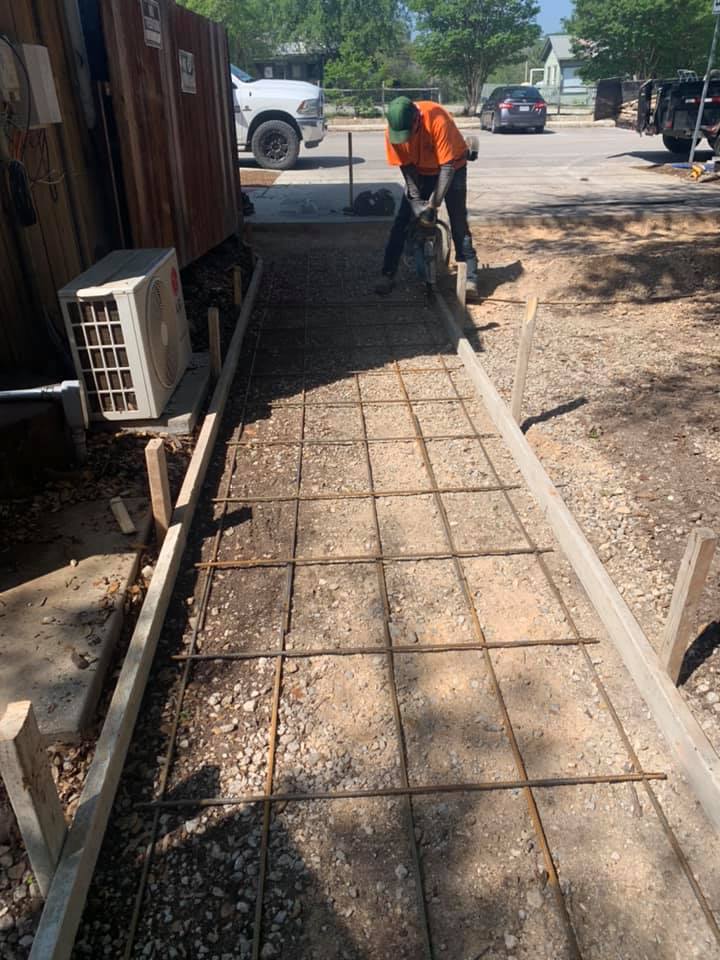 B Daddy's BBQ, Helotes: 1,2,3 Concrete project photo 2