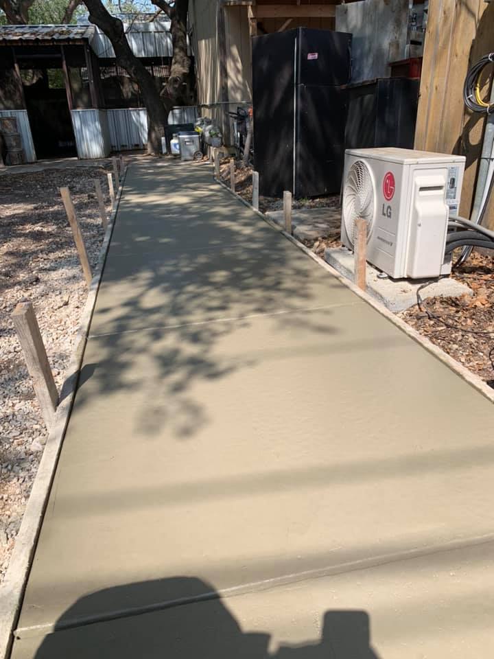 B Daddy's BBQ, Helotes: 1,2,3 Concrete project photo 6