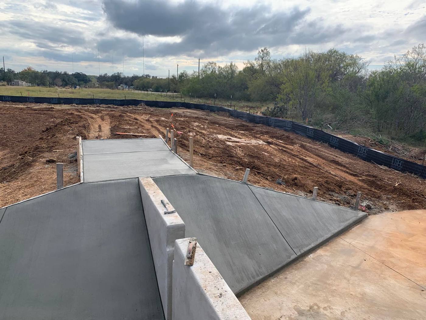 Parker Place, La Vernia: 1,2,3 Concrete project photo 4