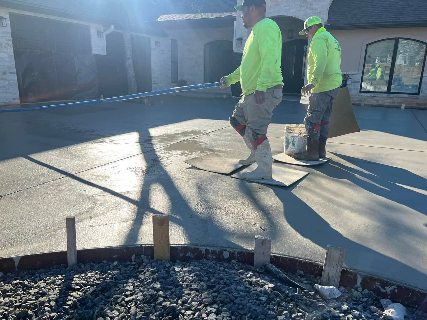 3,000 sq ft Driveway Remove and Replace: 1,2,3 Concrete project photo 5