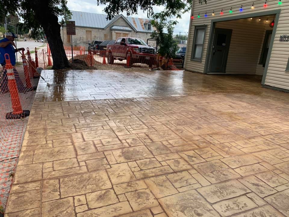 Guillermo's Restaurant: 1,2,3 Concrete project photo 2