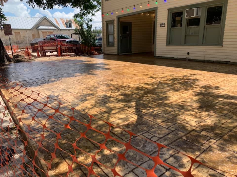 Guillermo's Restaurant: 1,2,3 Concrete project photo 4