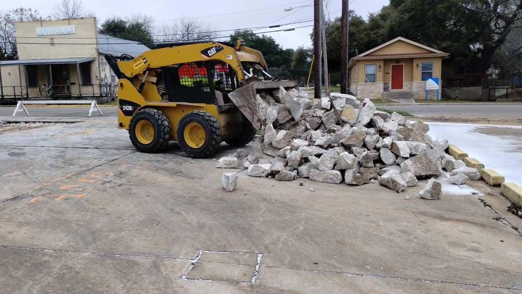 H-E-B Lockhart: 1,2,3 Concrete project photo 3