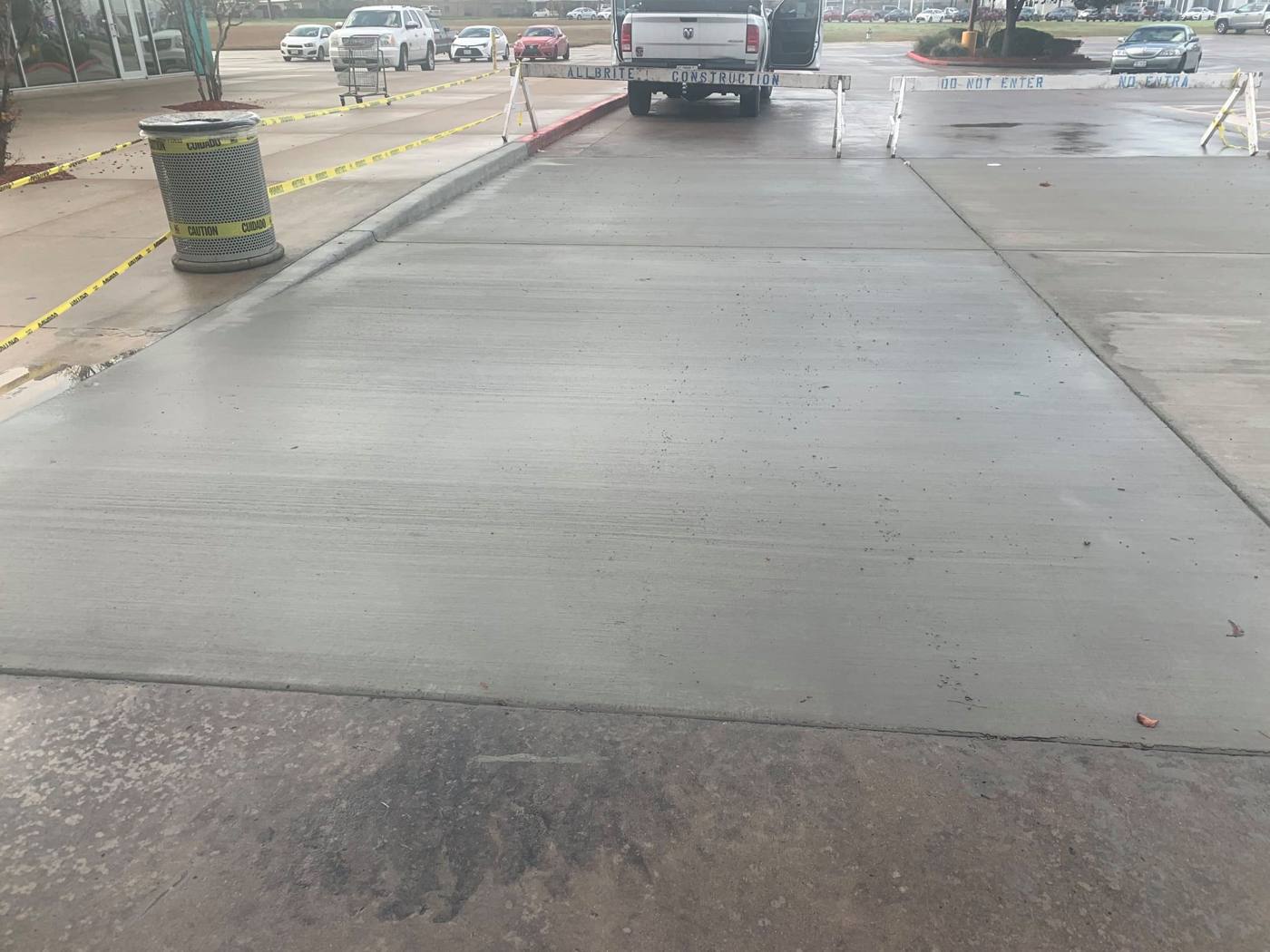 H-E-B Plus: 1,2,3 Concrete project photo 6