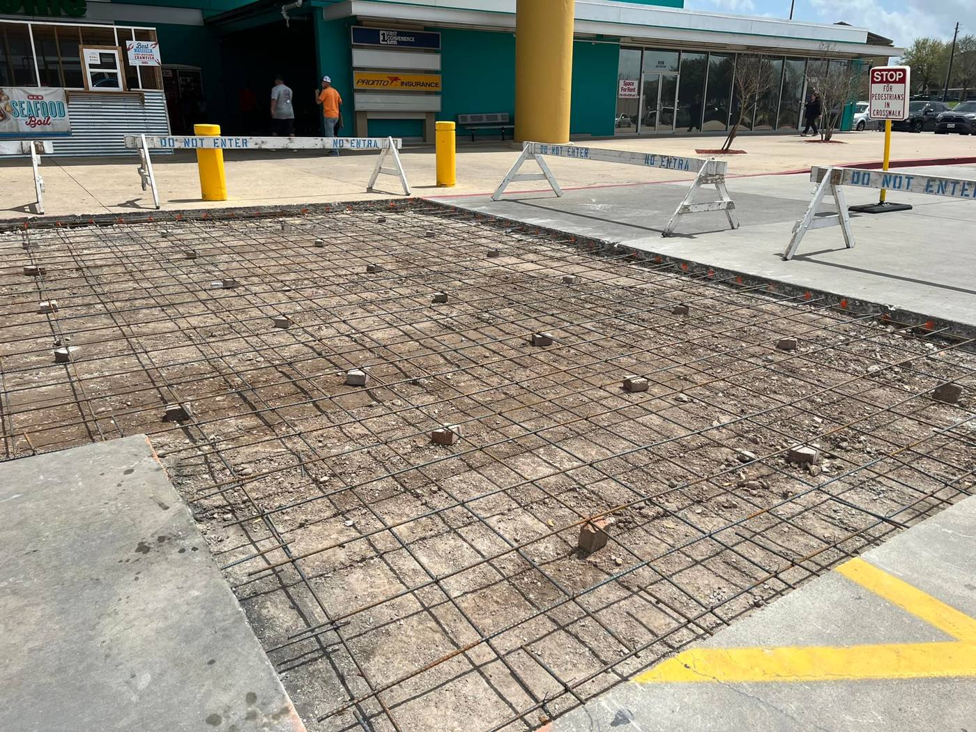 H-E-B Victoria: 1,2,3 Concrete project photo 2