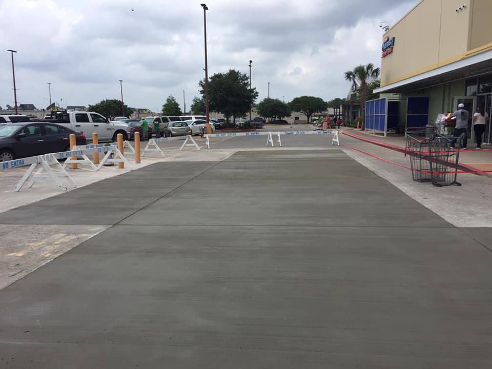 H-E-B Victoria: 1,2,3 Concrete project photo 6