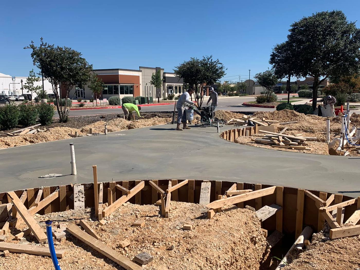 Silos at Freiheit, New Braunfels: 1,2,3 Concrete project photo 6