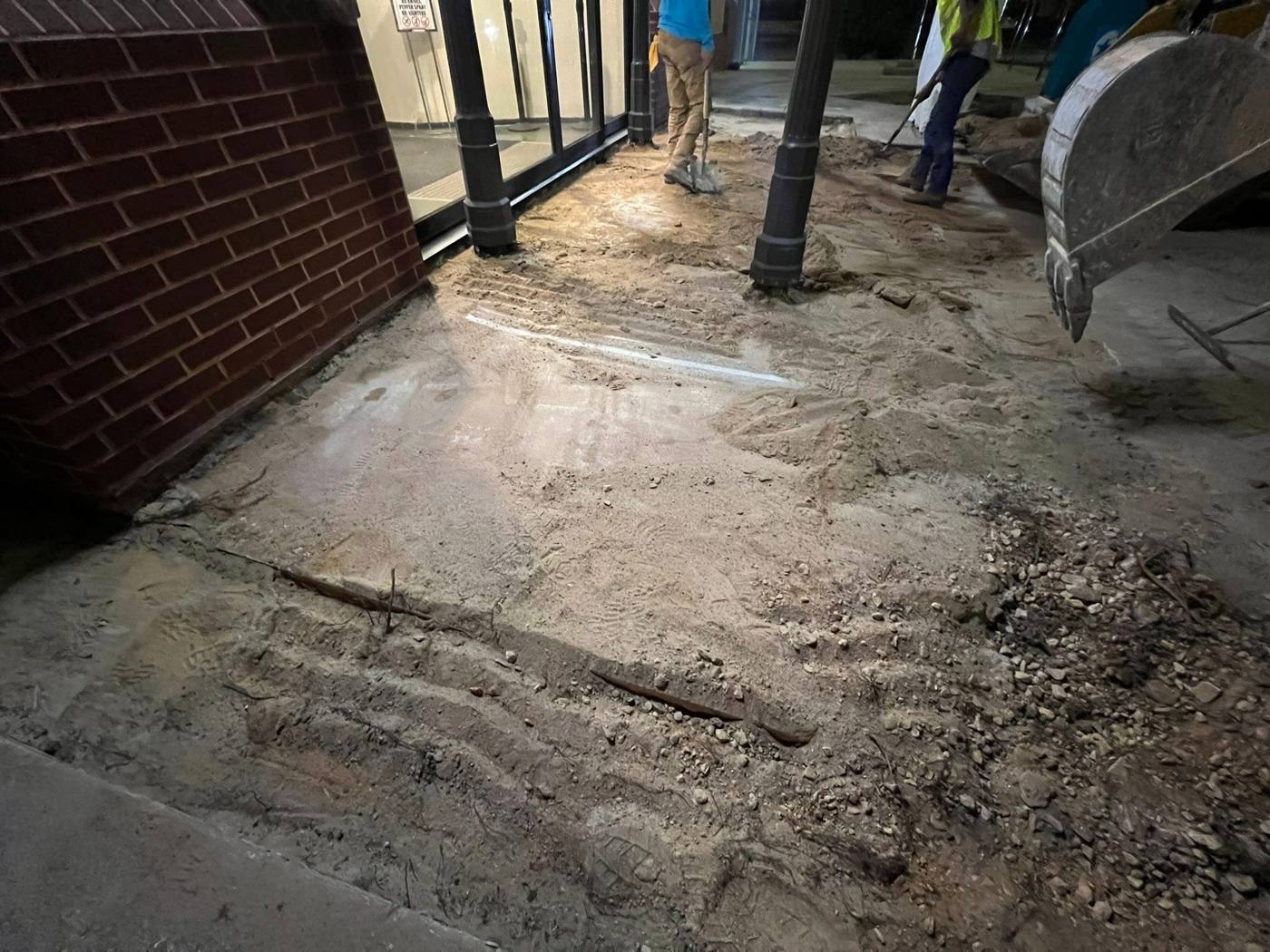 Uresti Tax Office: 1,2,3 Concrete project photo 5