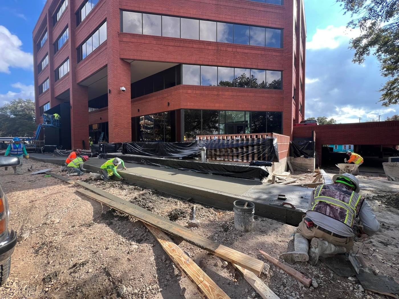 Wells Fargo: 1,2,3 Concrete project photo 5
